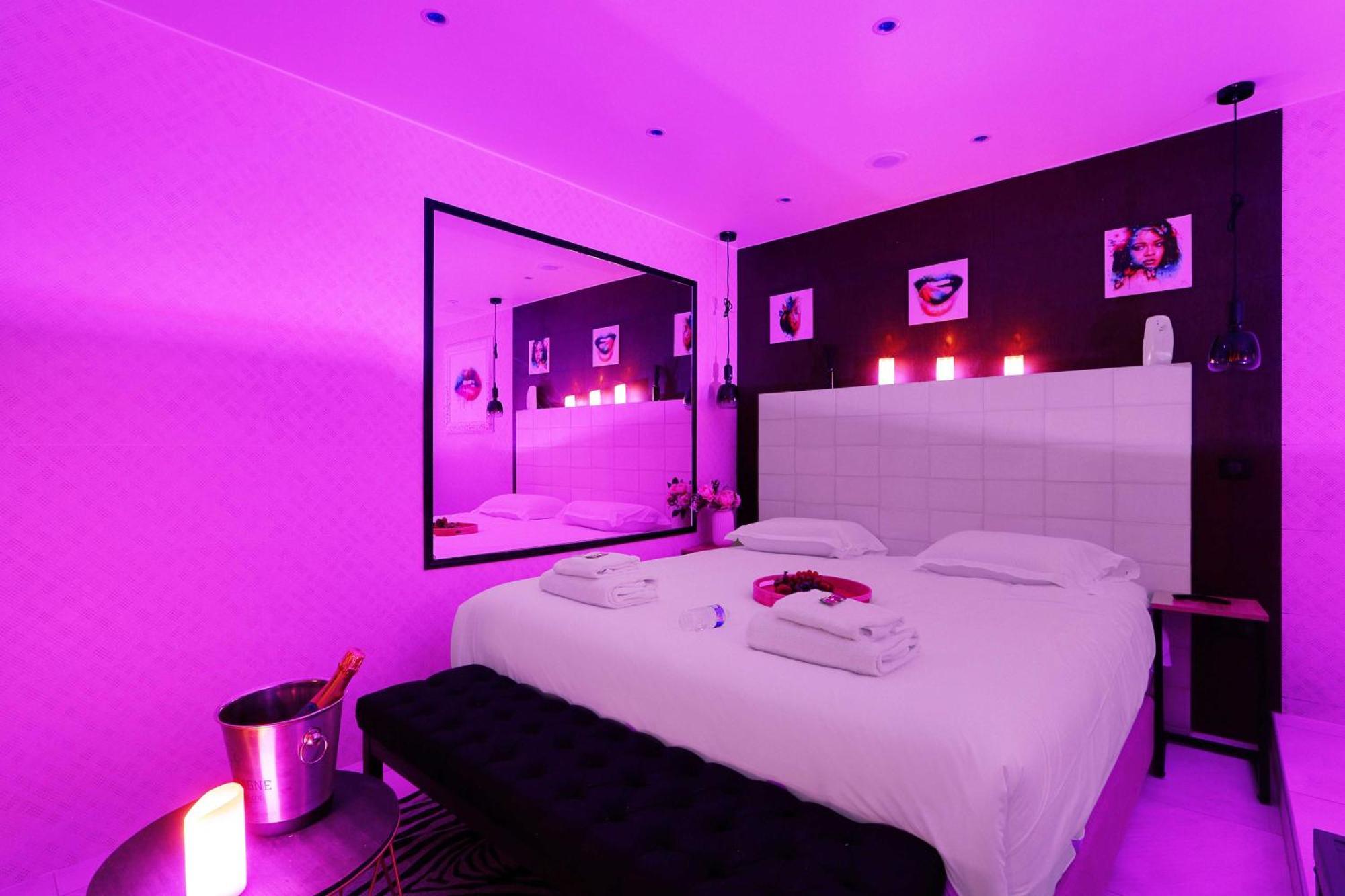 Intimate Apartment With Air Conditioner & Jacuzzi 2Br 6P Montmartre Paris Exteriör bild