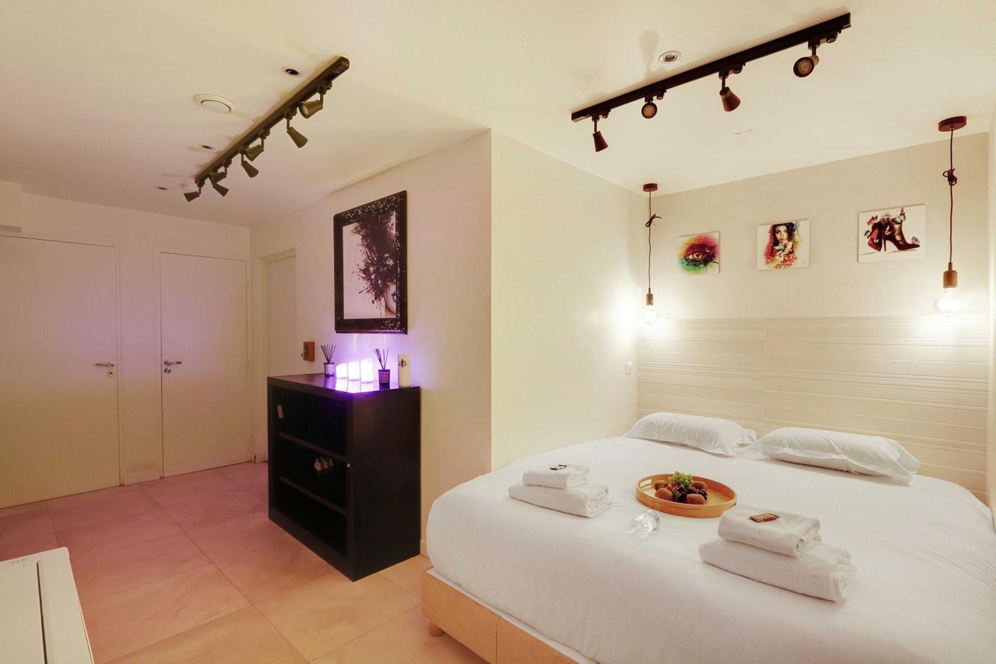 Intimate Apartment With Air Conditioner & Jacuzzi 2Br 6P Montmartre Paris Exteriör bild